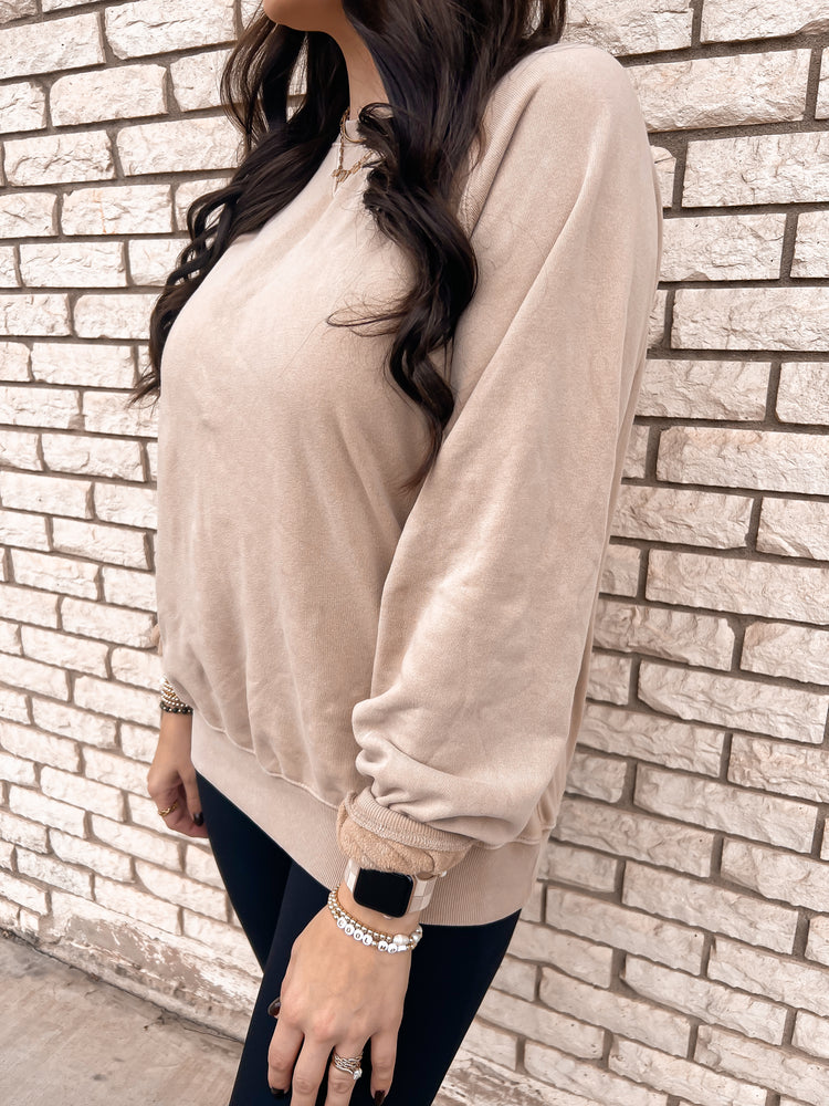 TAUPE SLOUCHY PULLOVER