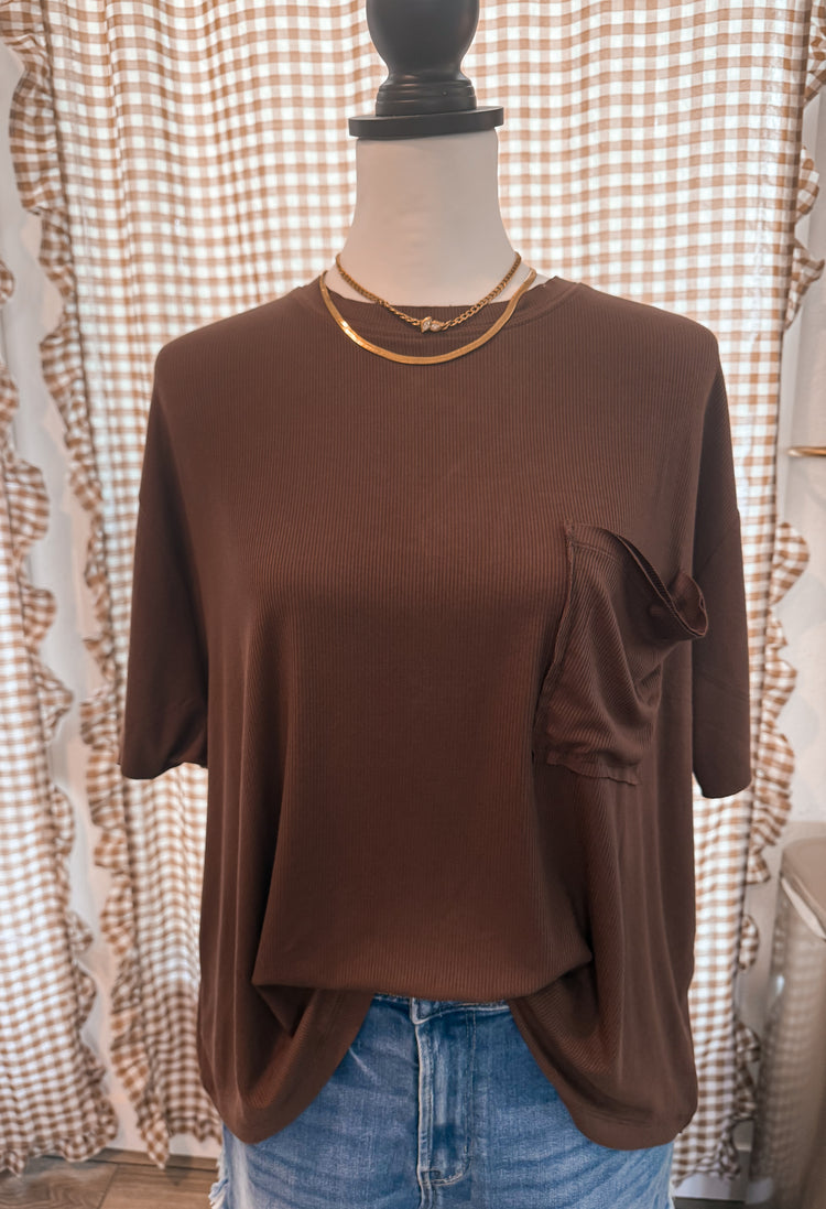 OVERSIZED RIBBED TOP IN ESPRESSO