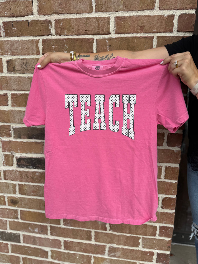 TEACH VARSITY POLKA DOT TEE IN PINK