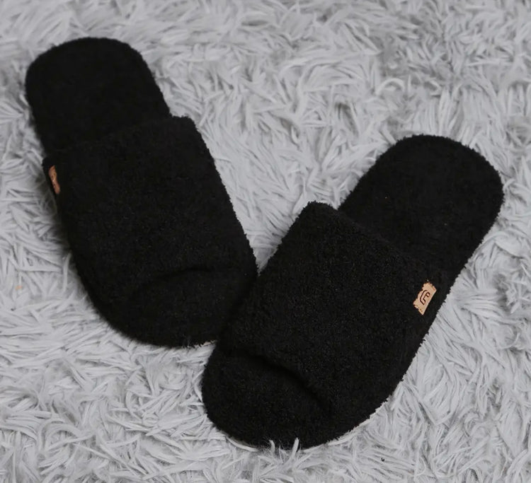 COMFY LUXE BLACK SLIPPERS