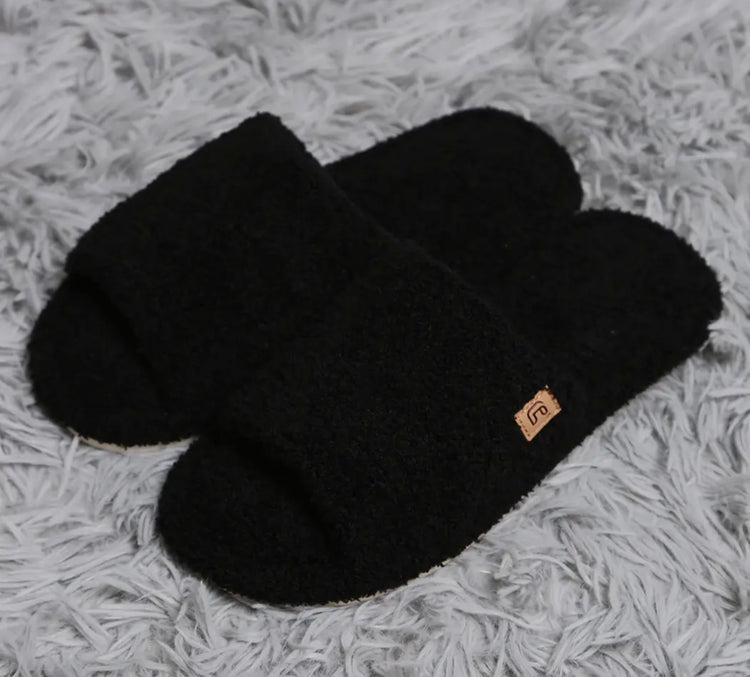 COMFY LUXE BLACK SLIPPERS