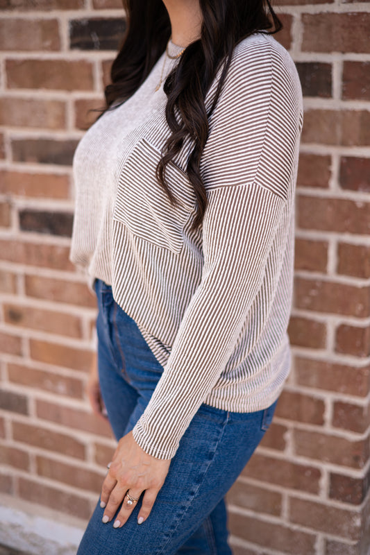 MOCHA RIBBED LONG SLEEVE TOP